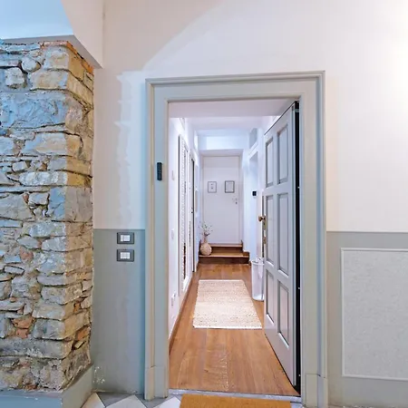Chiaro - Casa Collina Бергамо