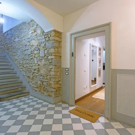 Chiaro - Casa Collina Apartment *